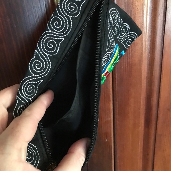 ⭐️Colorful Zippered Embroidered Everything Bag - Picture 3 of 7